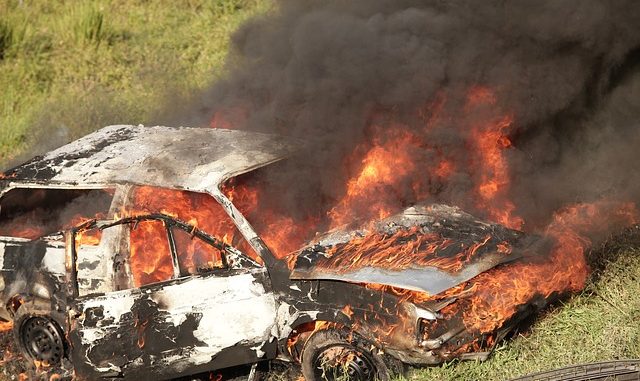 Wieder gehen in Berlin Autos in Flammen auf