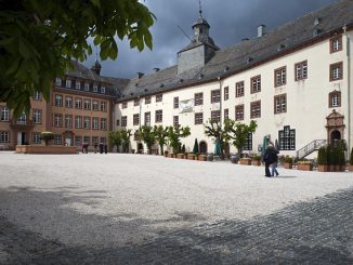 Symbolbild - Polizei musste aggressiven Flüchtling in Bad Berleburg in Gewahrsam nehmen