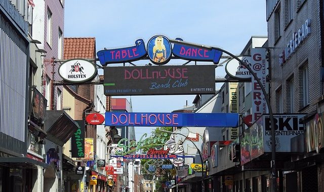 Eine Festnahme nach schwerer Körperverletzung in Hamburg-St. Pauli Eine Festnahme nach schwerer Körperverletzung in Hamburg-St. Pauli